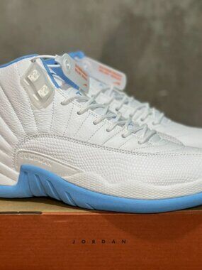 Air Jordan 12 Retro North Carolina blue